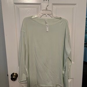 Back in Action Lululemon Mint Green Women's Top